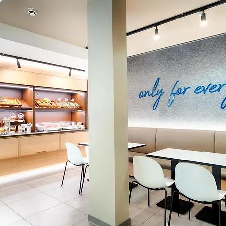 Bonn-west Hotel 3*